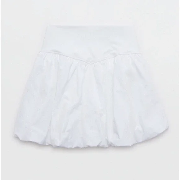 OFFLINE by Aerie Real Me Bubble Skort White Athletic Skirt Casual Mini Chic Med - Picture 6 of 6